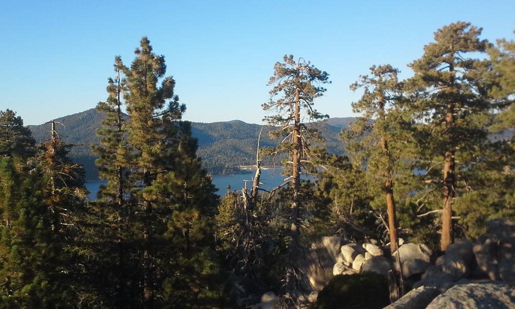 Hillcrest Suites & Cabins Big Bear Lake Eksteriør billede