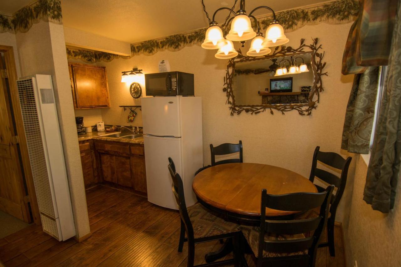 Hillcrest Suites & Cabins Big Bear Lake Eksteriør billede