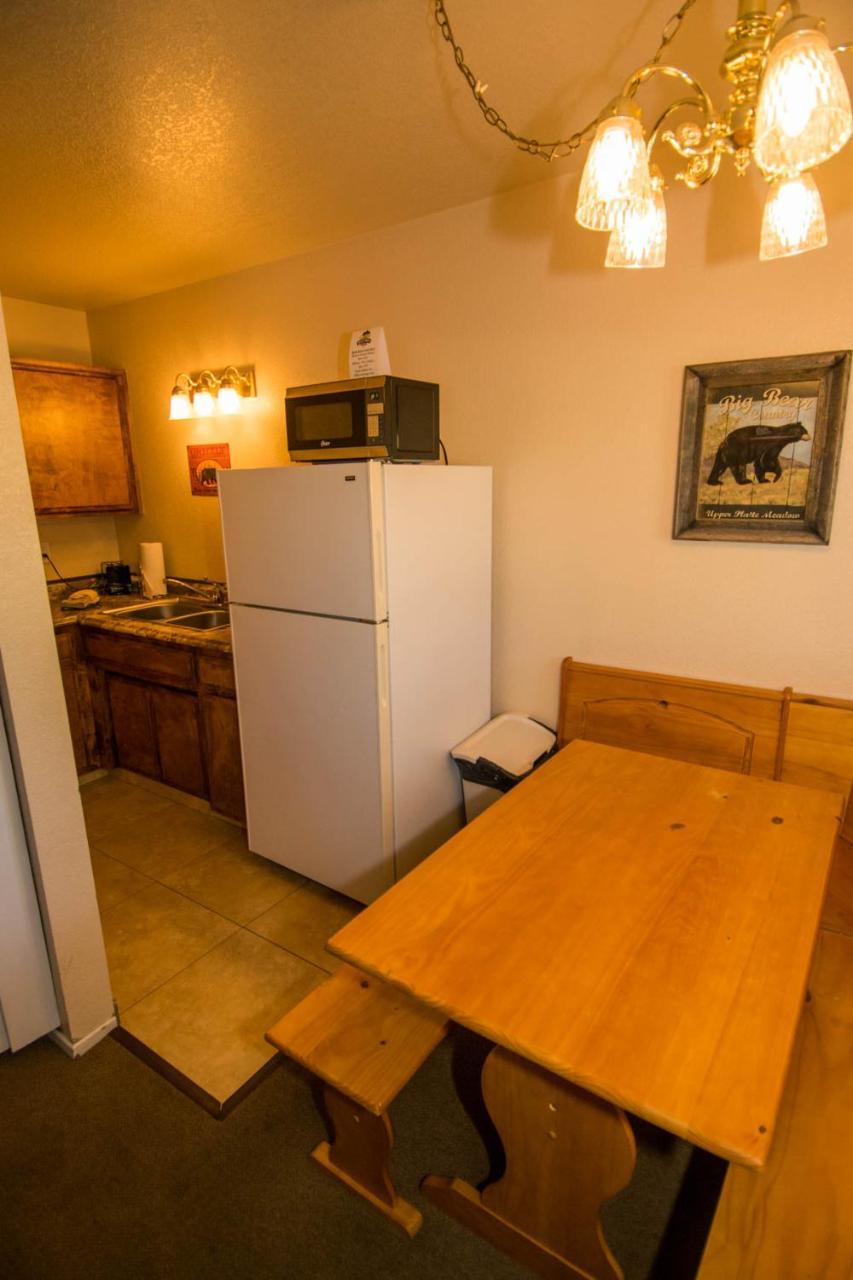 Hillcrest Suites & Cabins Big Bear Lake Eksteriør billede